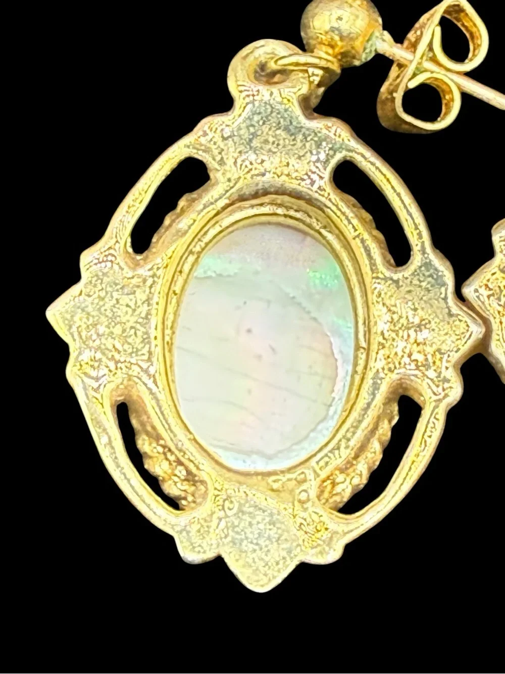 Vintage Gold-Tone Iridescent Oval Drop Earrings and pendant set - Women Jewelry